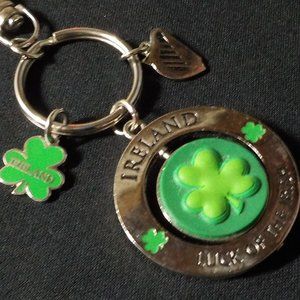 IRELAND LUCK OF THE IRISH SILVER & GREEN KEYCHAIN